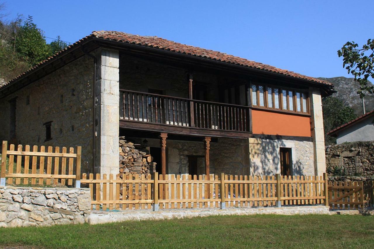 Hotel Rural Llerau Ponga Exterior foto